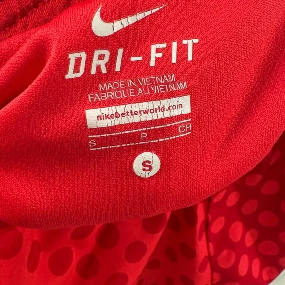 Women’s Nike Red Dotted Sports Shorts Size S - Picture 6 of 6